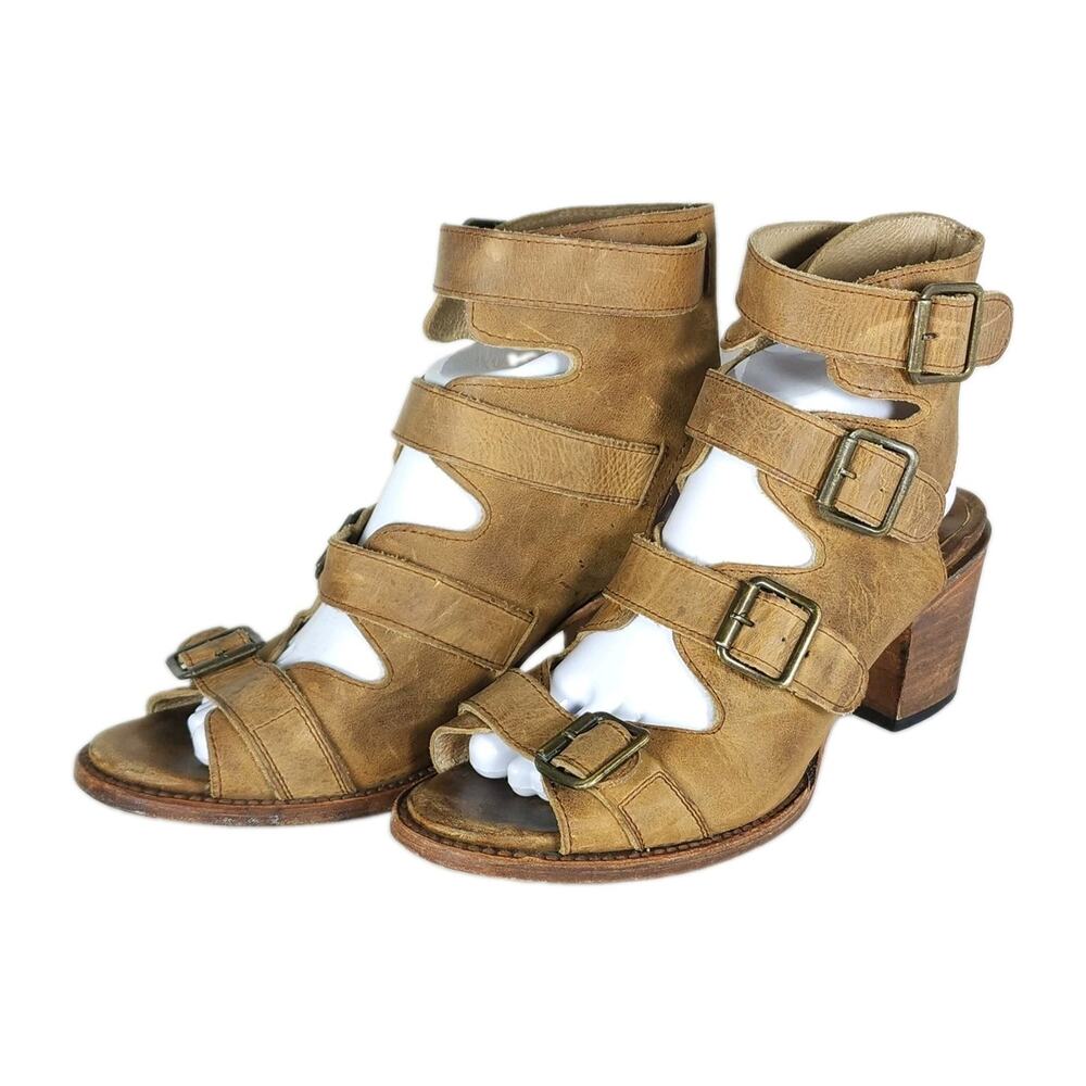 Freebird by Steven Quail Women's US10 Tan Distressed Leather Gladiator Sandals